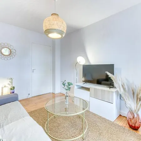 Les Allies Apartamento *